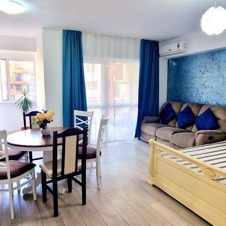 Big & Cosy Apartment With 3 Double Beds & 2 Bathrooms ياش المظهر الخارجي الصورة