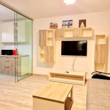 Big & Cosy Apartment With 3 Double Beds & 2 Bathrooms ياش المظهر الخارجي الصورة