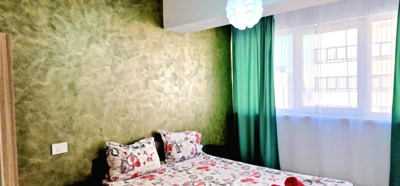 Big & Cosy Apartment With 3 Double Beds & 2 Bathrooms ياش المظهر الخارجي الصورة